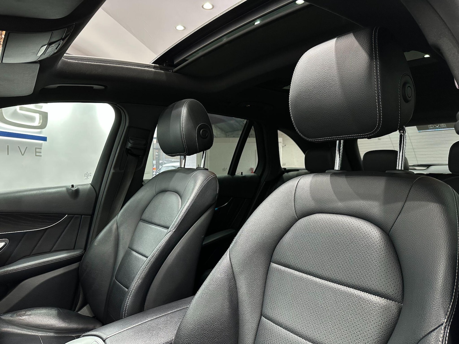 Used Mercedes-Benz GLC 2016 for sale - 76666754: Photo 54