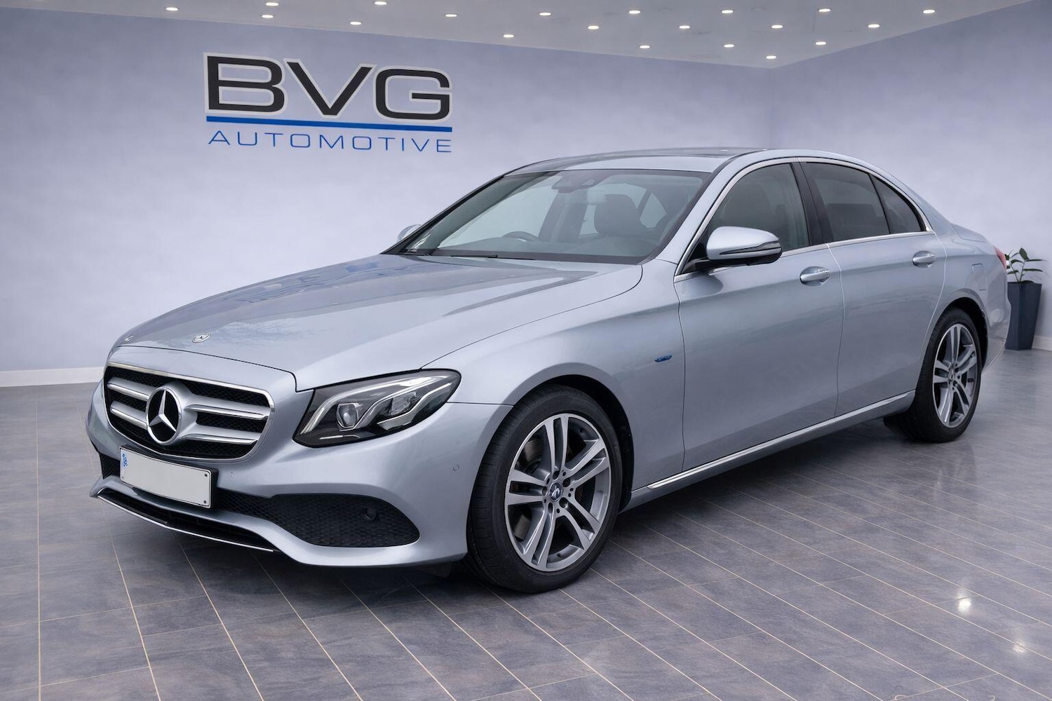 Used Mercedes-Benz E Class 2017 for sale - 77883224: Photo 1