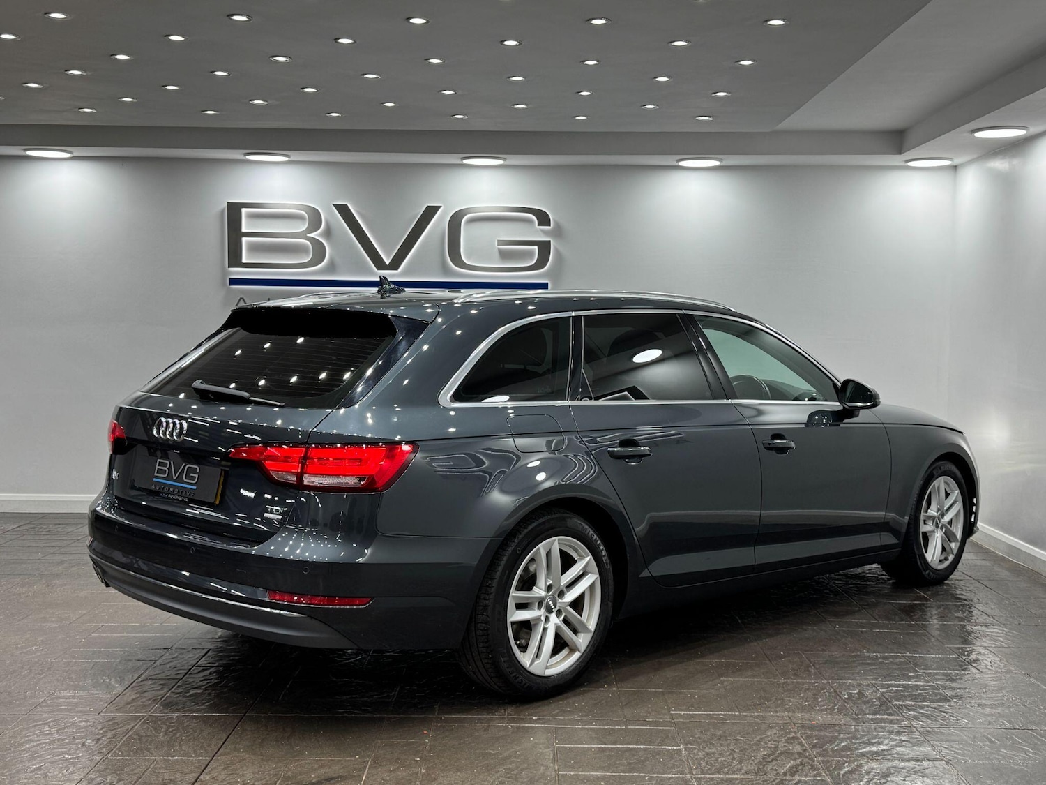 Used Audi A4 Avant for sale - 77646820: Photo 11