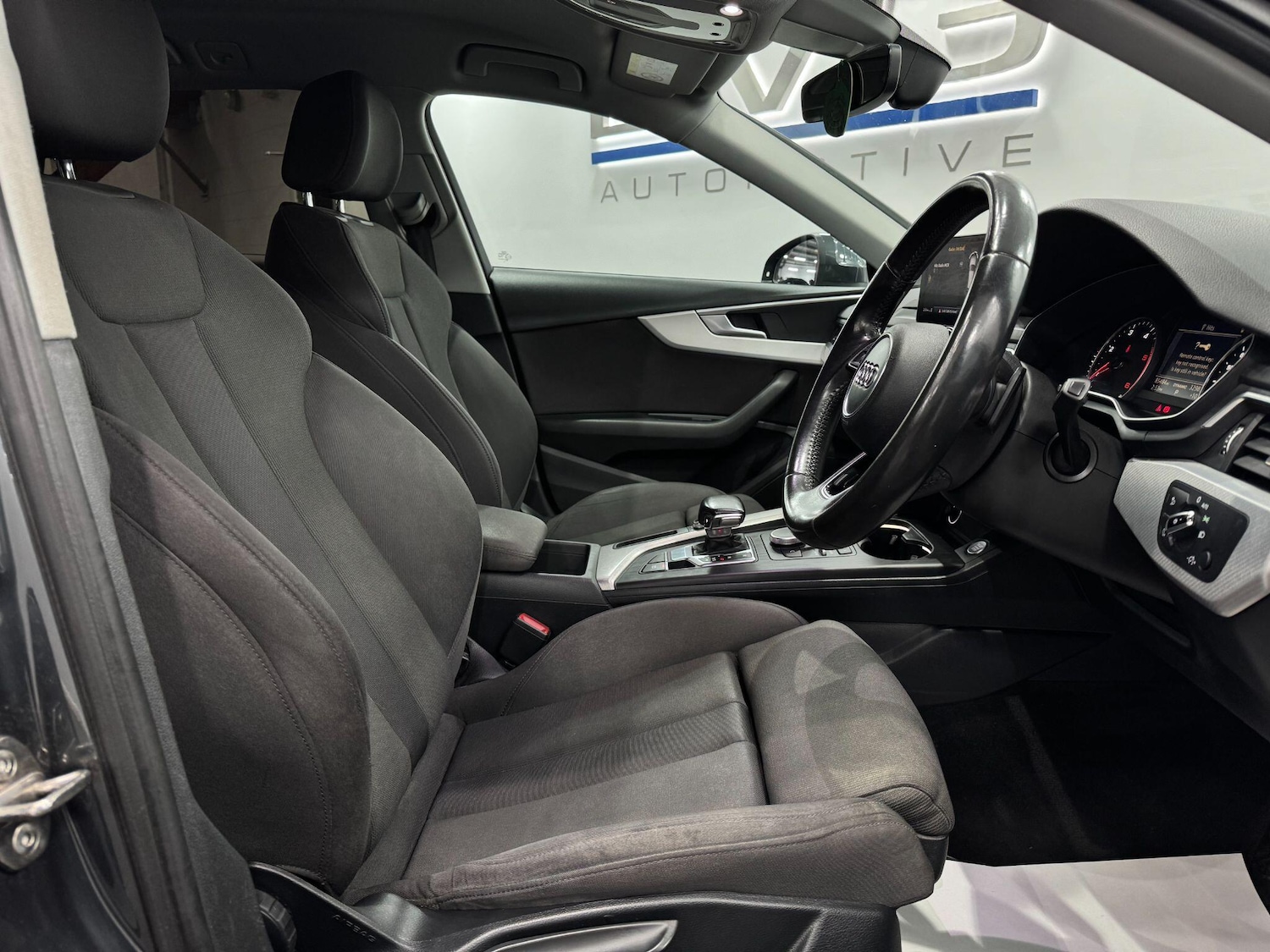 Used Audi A4 Avant for sale - 77646820: Photo 24