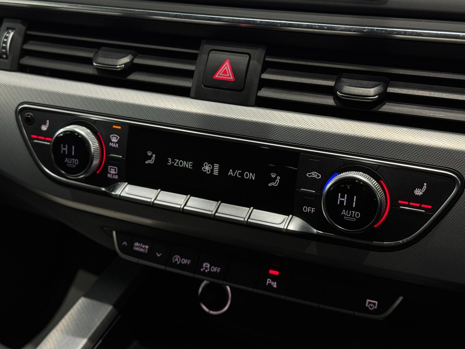 Used Audi A4 Avant for sale - 77646820: Photo 38