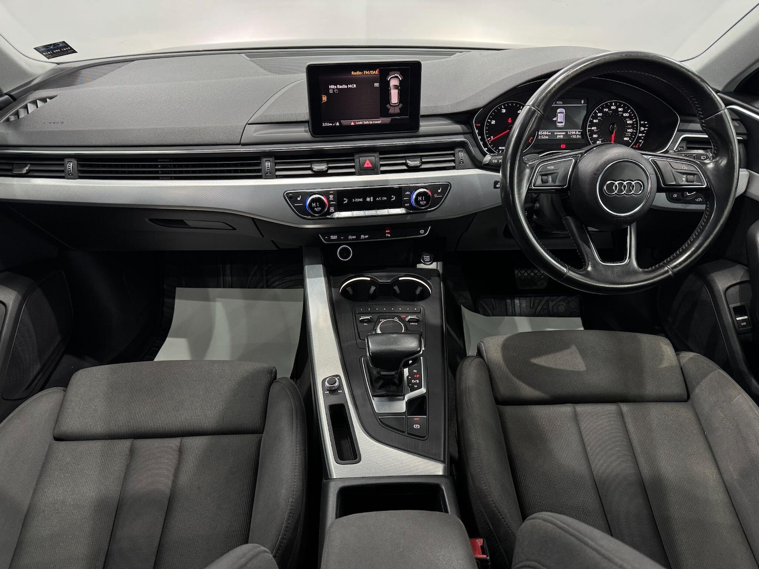 Used Audi A4 Avant for sale - 77646820: Photo 42