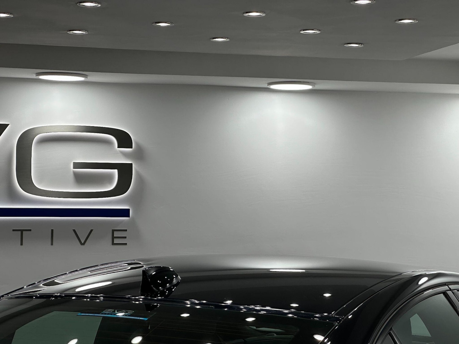 Used Jaguar XE 2018 for sale - 76832177: Photo 21