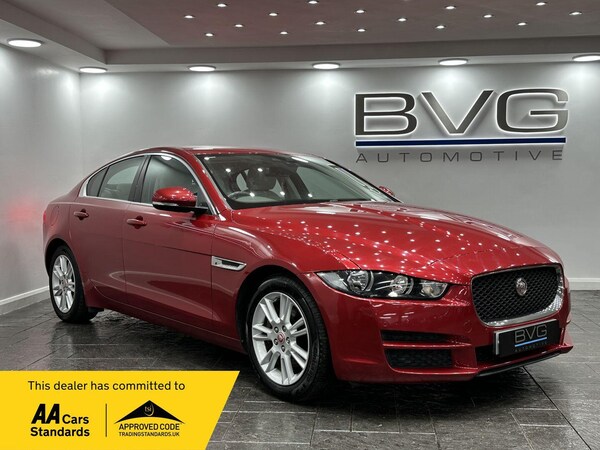 Used Jaguar XE 2017 for sale - 76326528: Photo 1