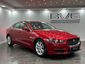 Used Jaguar XE 2017 for sale - 76326528: Photo