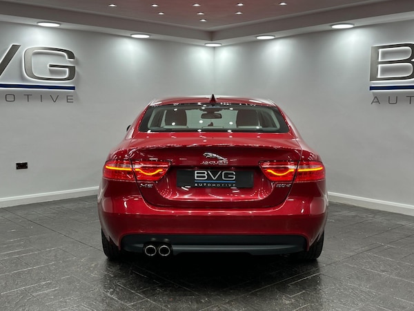 Used Jaguar XE 2017 for sale - 76326528: Photo 8