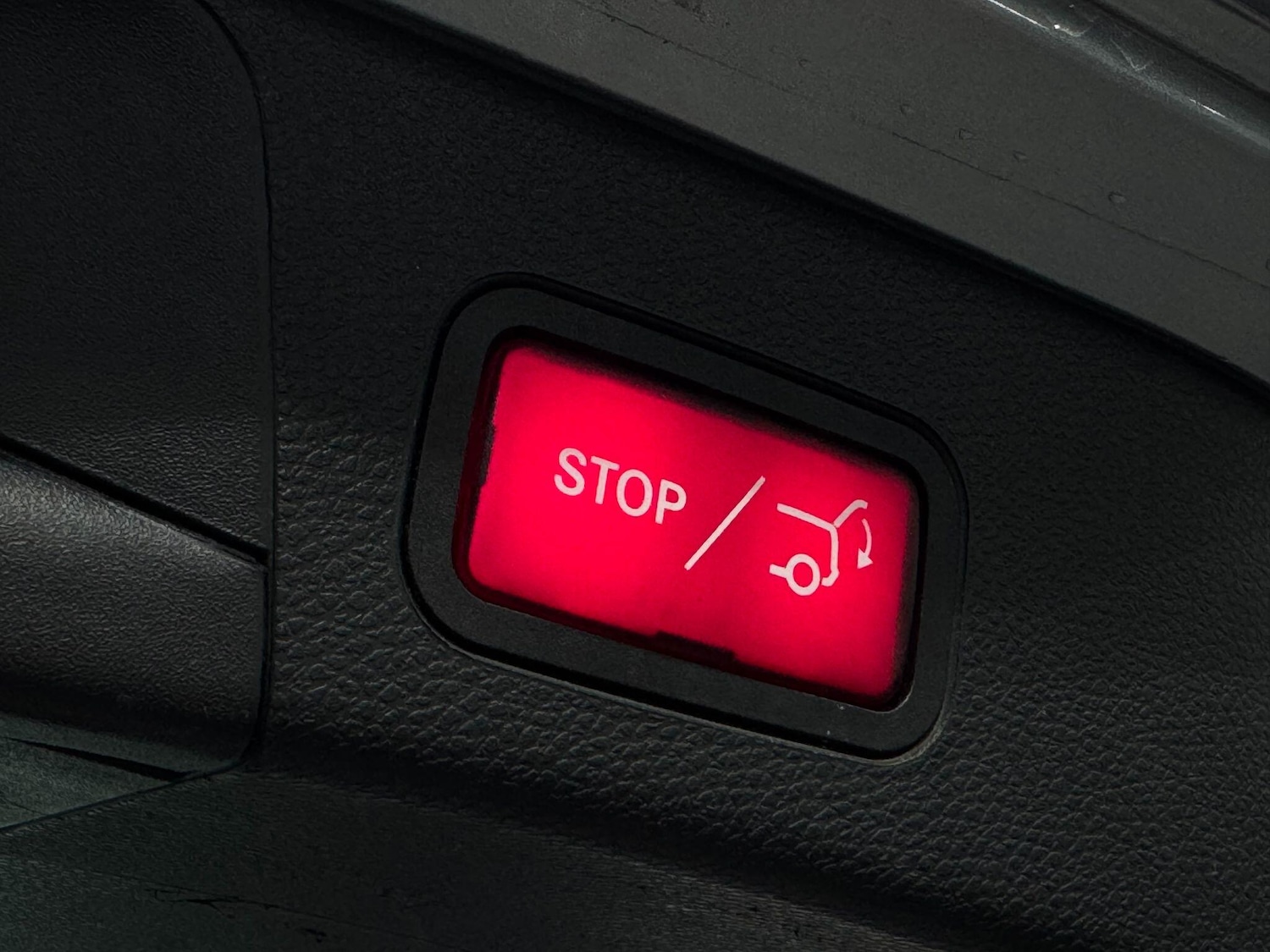 Used Mercedes-Benz C Class 2017 for sale - 77097437: Photo 64