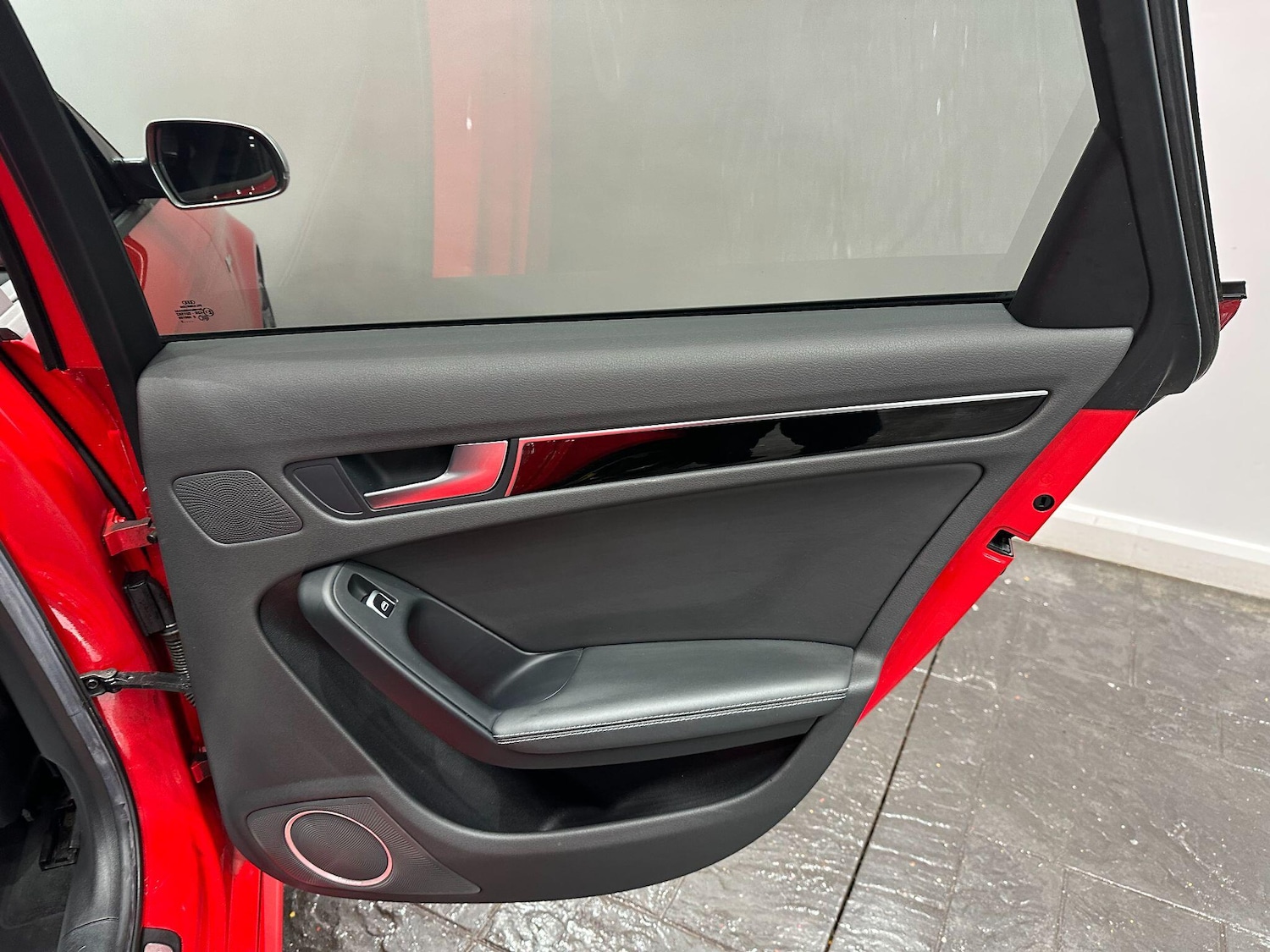 Used Audi S4 2013 for sale - 76865403: Photo 64