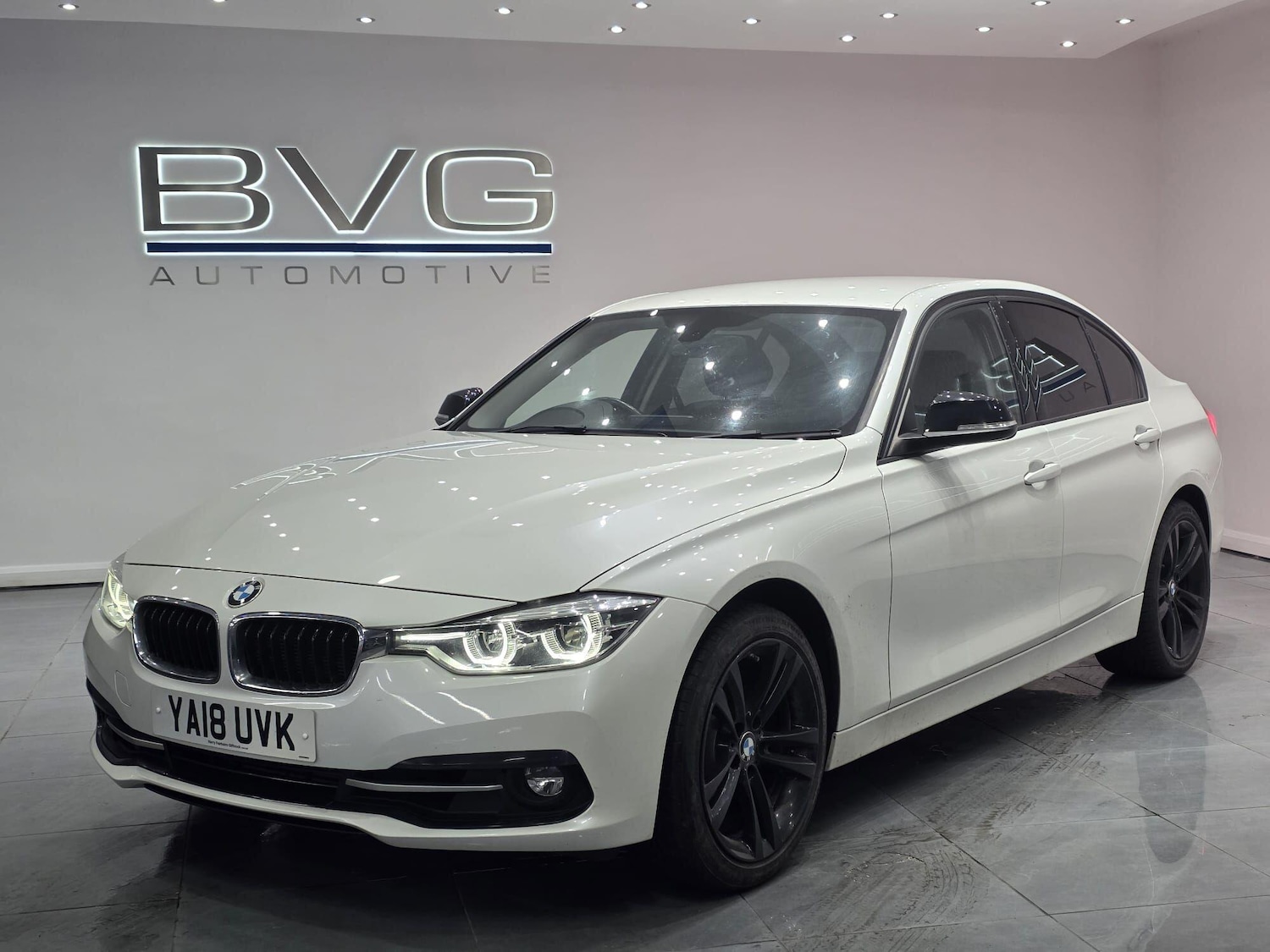 Used BMW 3 Series 2018 for sale - 76715161: Photo 1
