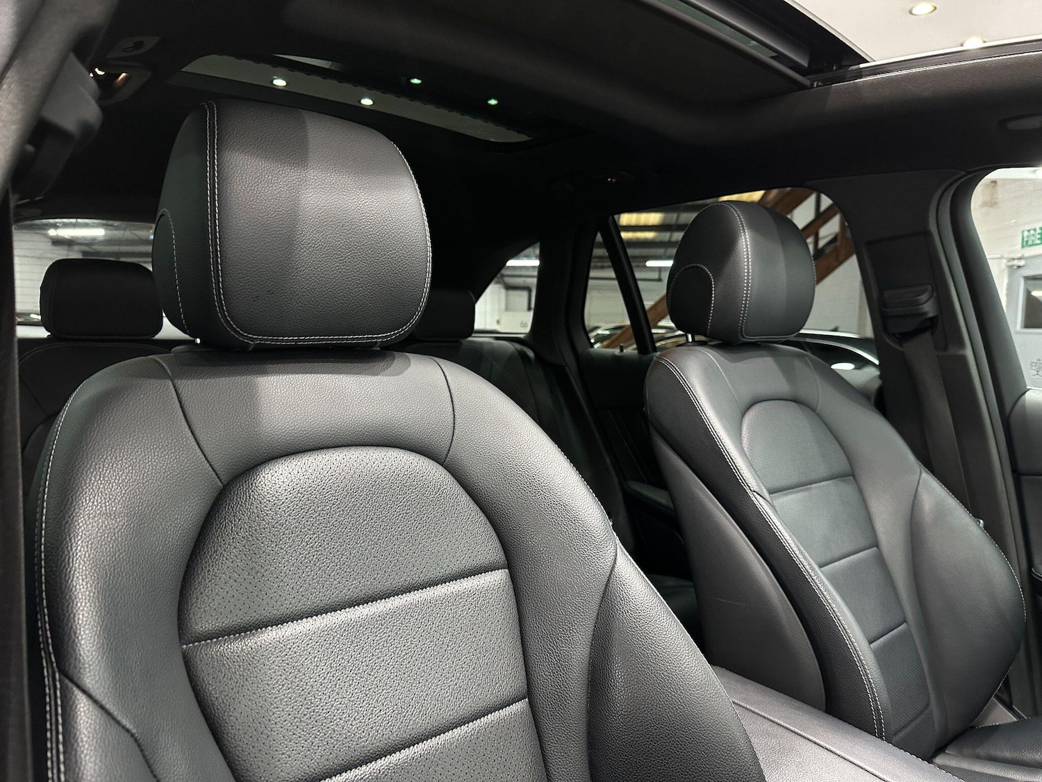 Used Mercedes-Benz GLC 2016 for sale - 76912801: Photo 24