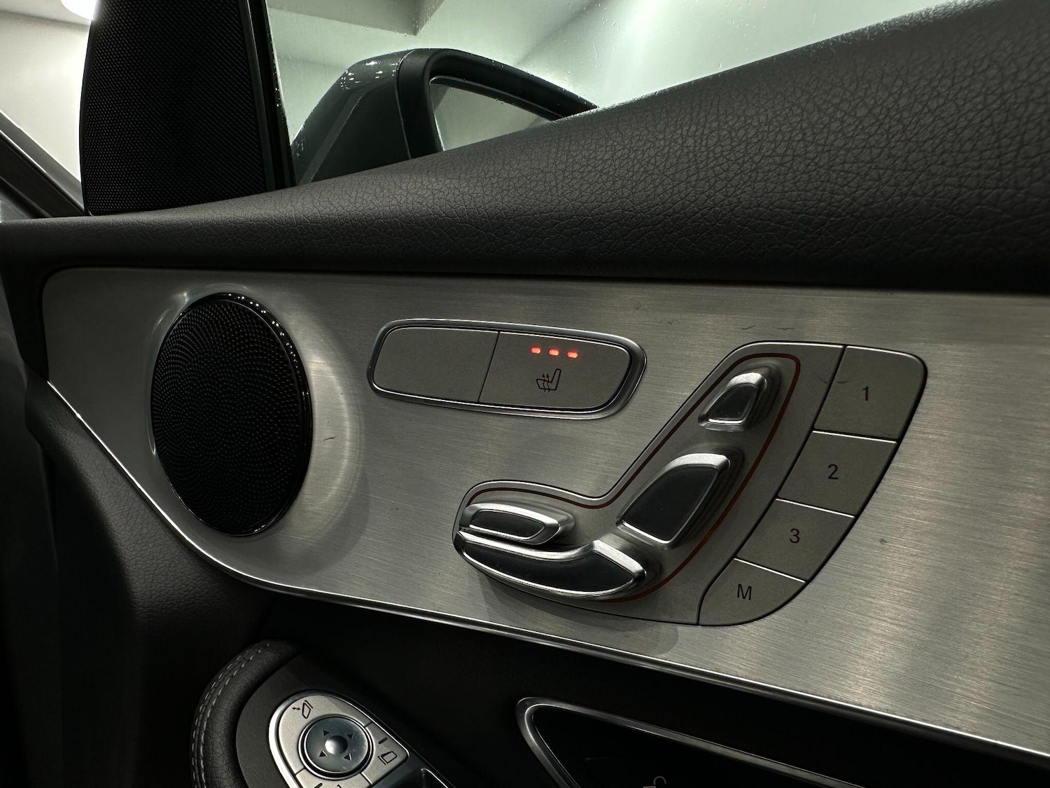 Used Mercedes-Benz GLC 2016 for sale - 76912801: Photo 27