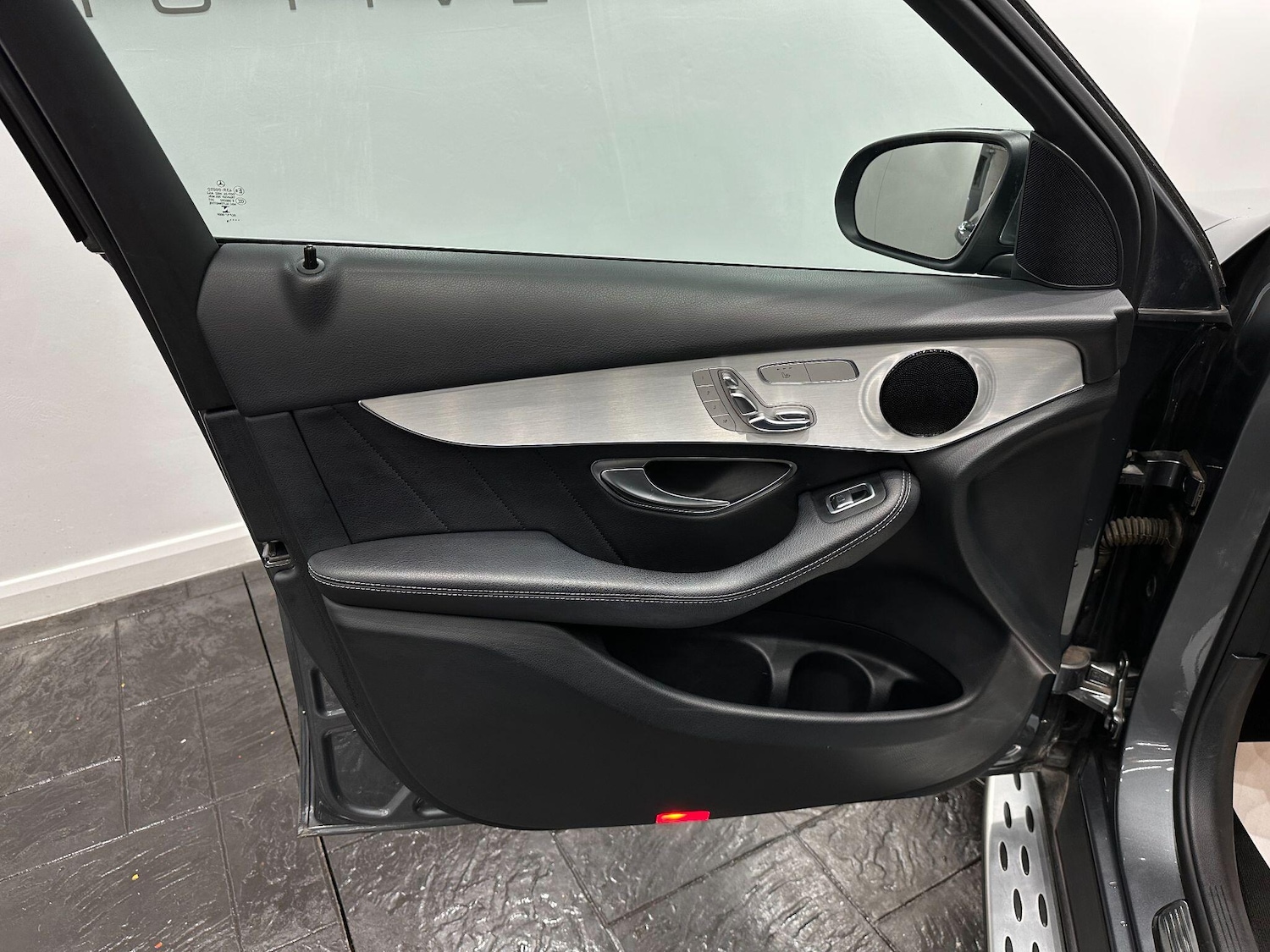 Used Mercedes-Benz GLC 2016 for sale - 76912801: Photo 55