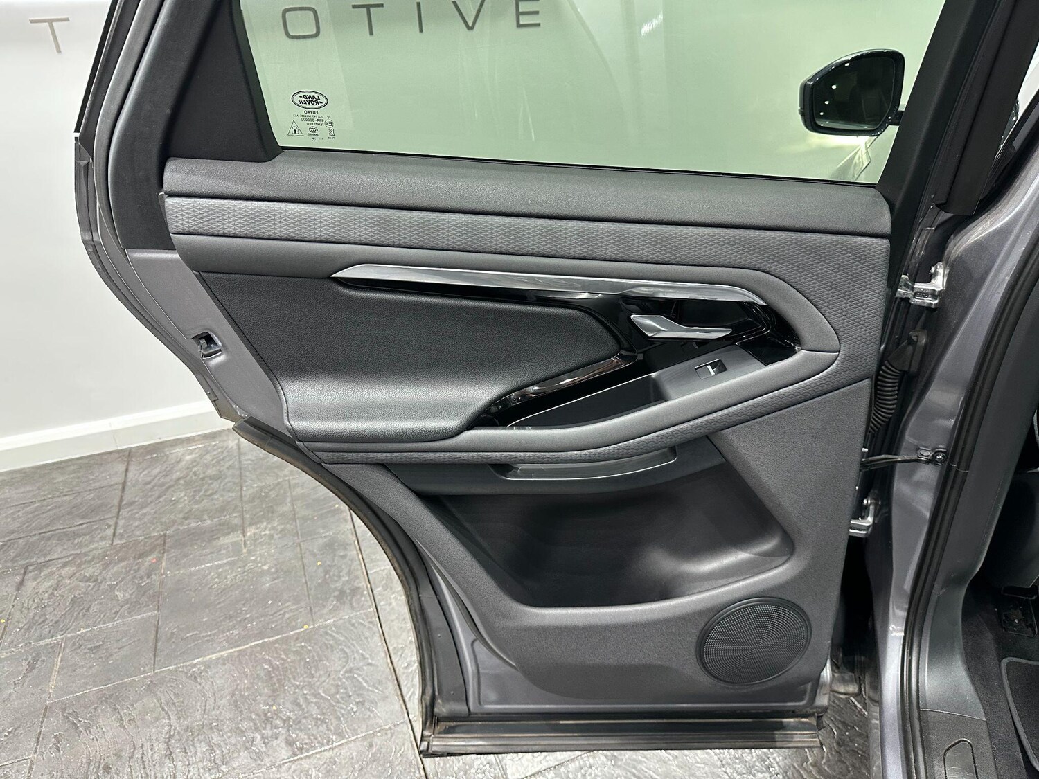 Used Land Rover Range Rover Evoque 2019 for sale - 75991504: Photo 63