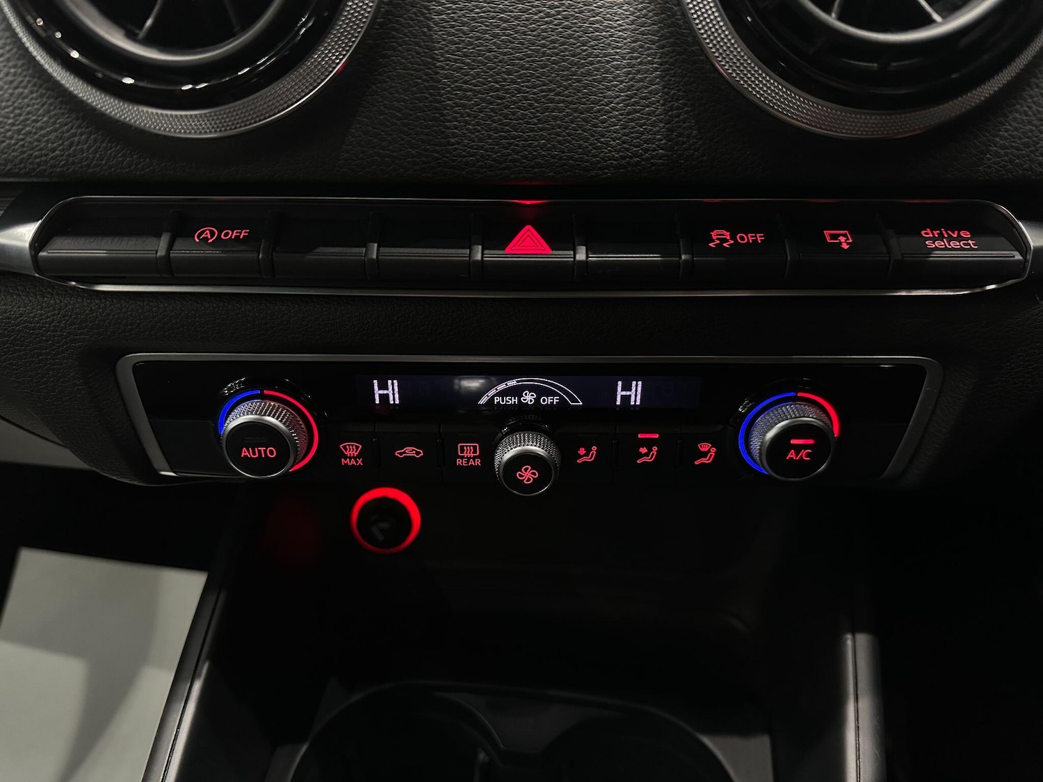 Used Audi A3 2015 for sale - 76521678: Photo 34