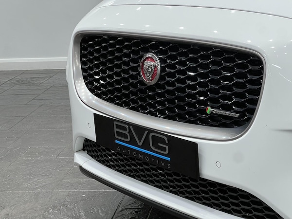Used Jaguar E-Pace 2018 for sale - 76167006: Photo 16