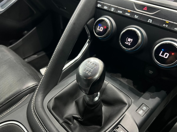 Used Jaguar E-Pace 2018 for sale - 76167006: Photo 48