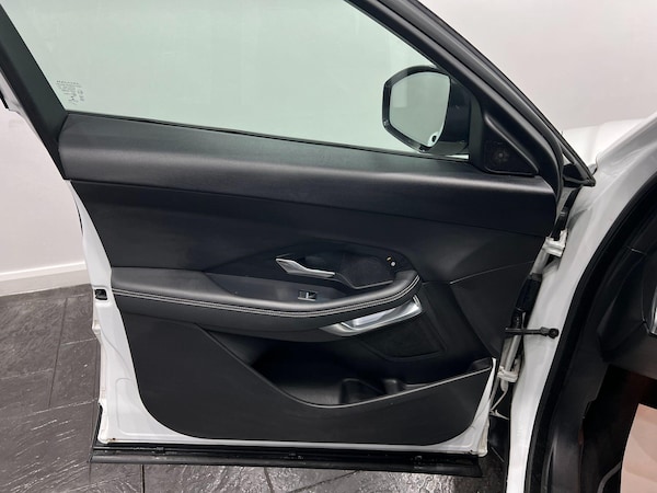Used Jaguar E-Pace 2018 for sale - 76167006: Photo 65