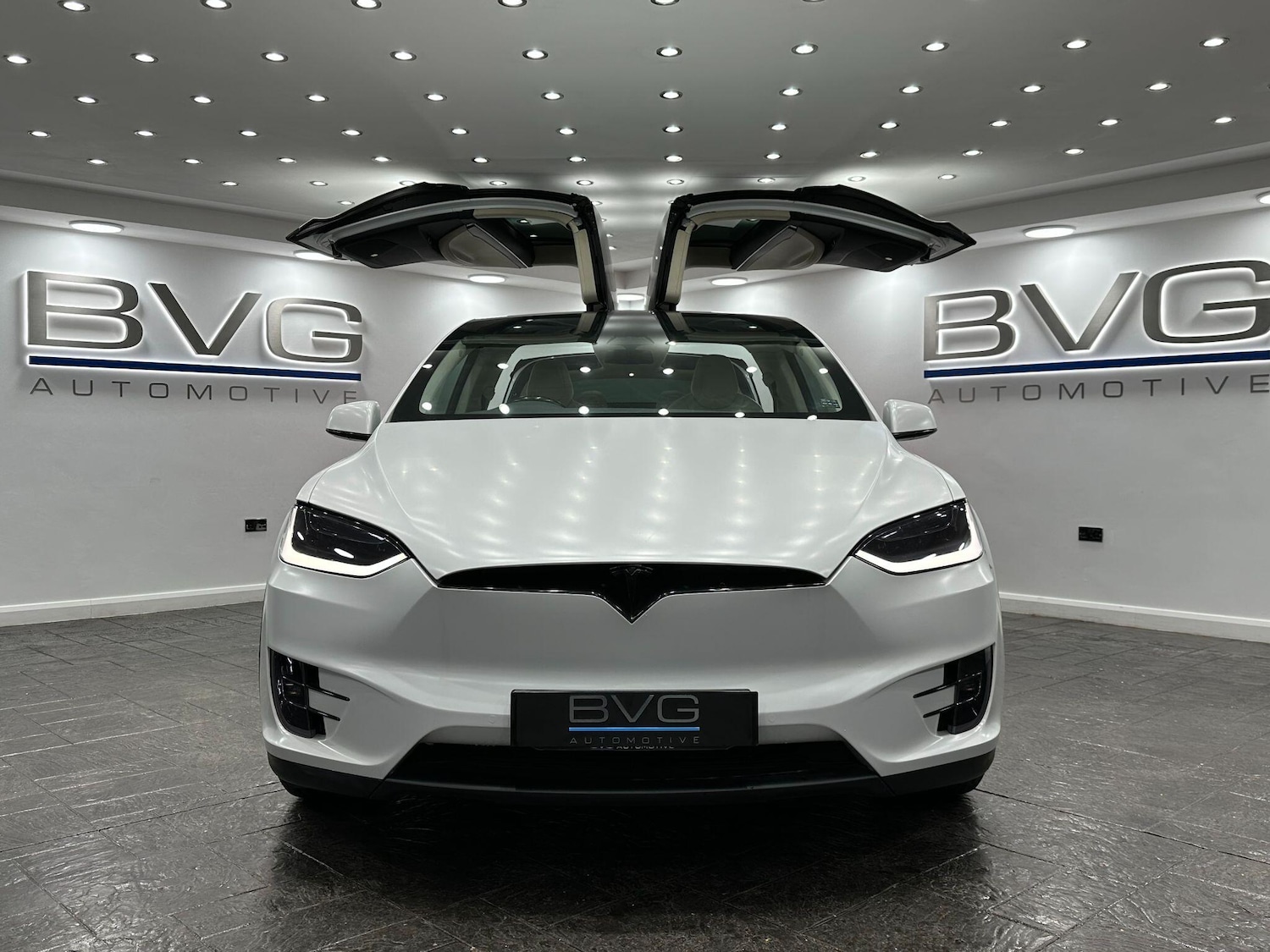 Used Tesla Model X 2017 for sale - 76619964: Photo 6