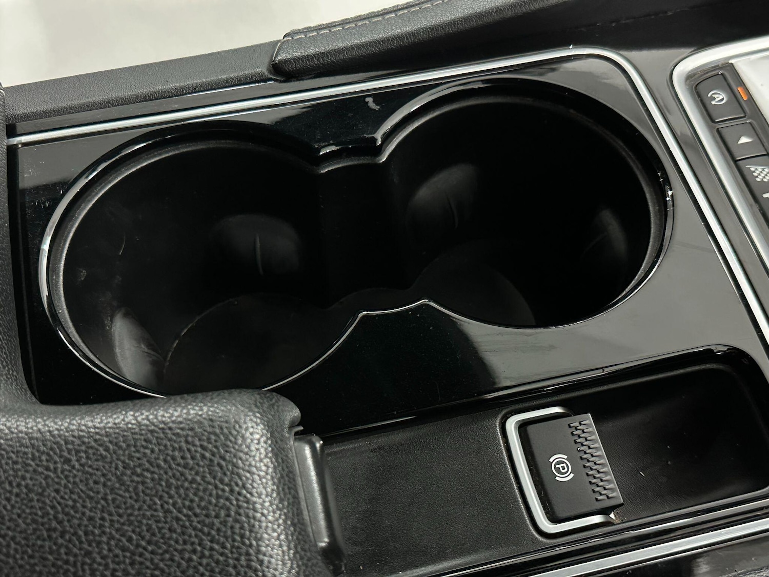 Used Jaguar F-Pace 2016 for sale - 76772033: Photo 11