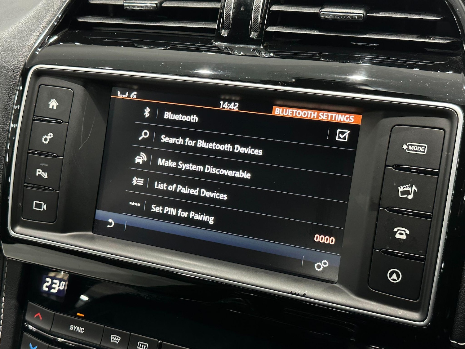 Used Jaguar F-Pace 2016 for sale - 76772033: Photo 16