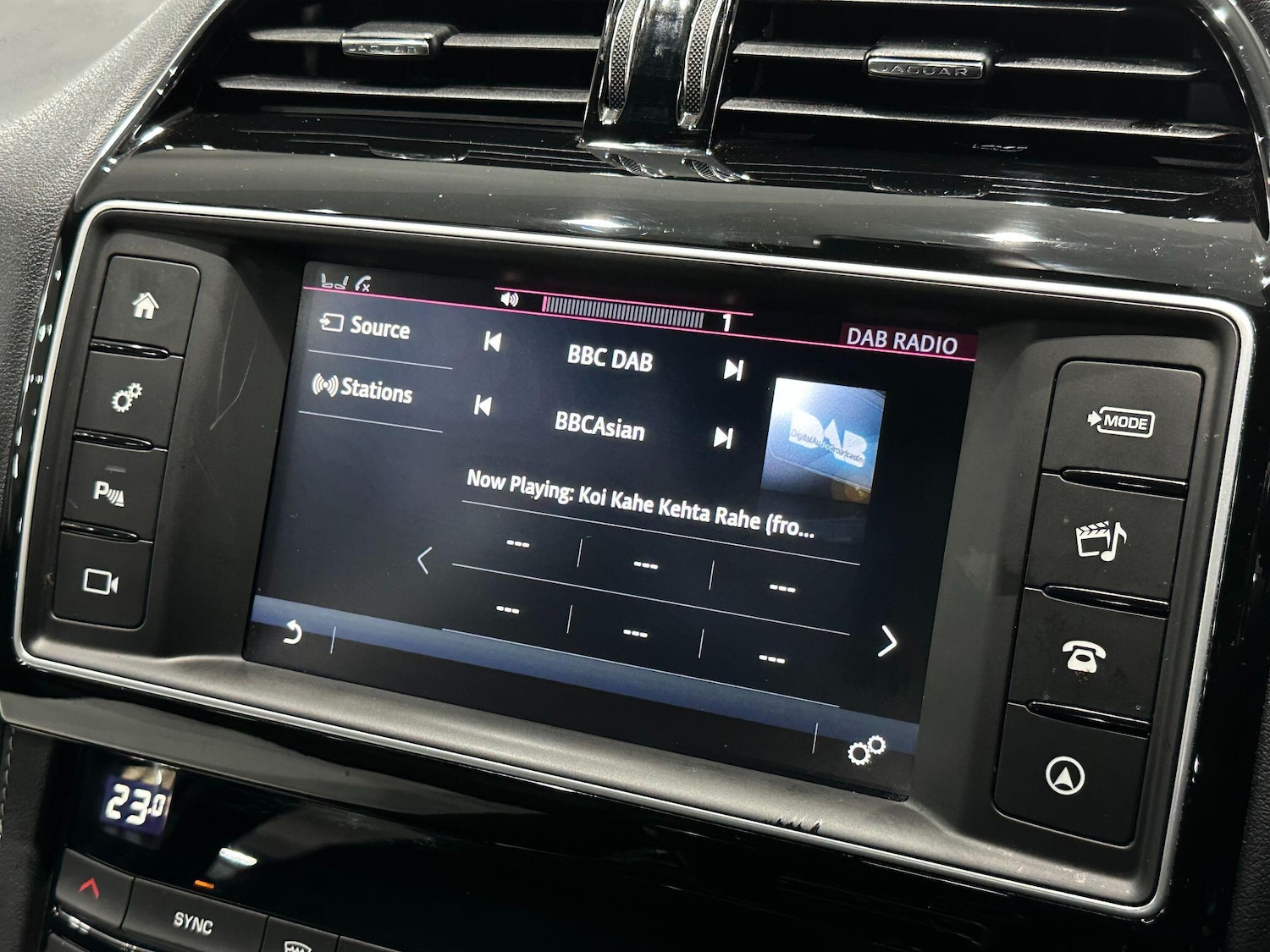 Used Jaguar F-Pace 2016 for sale - 76772033: Photo 17