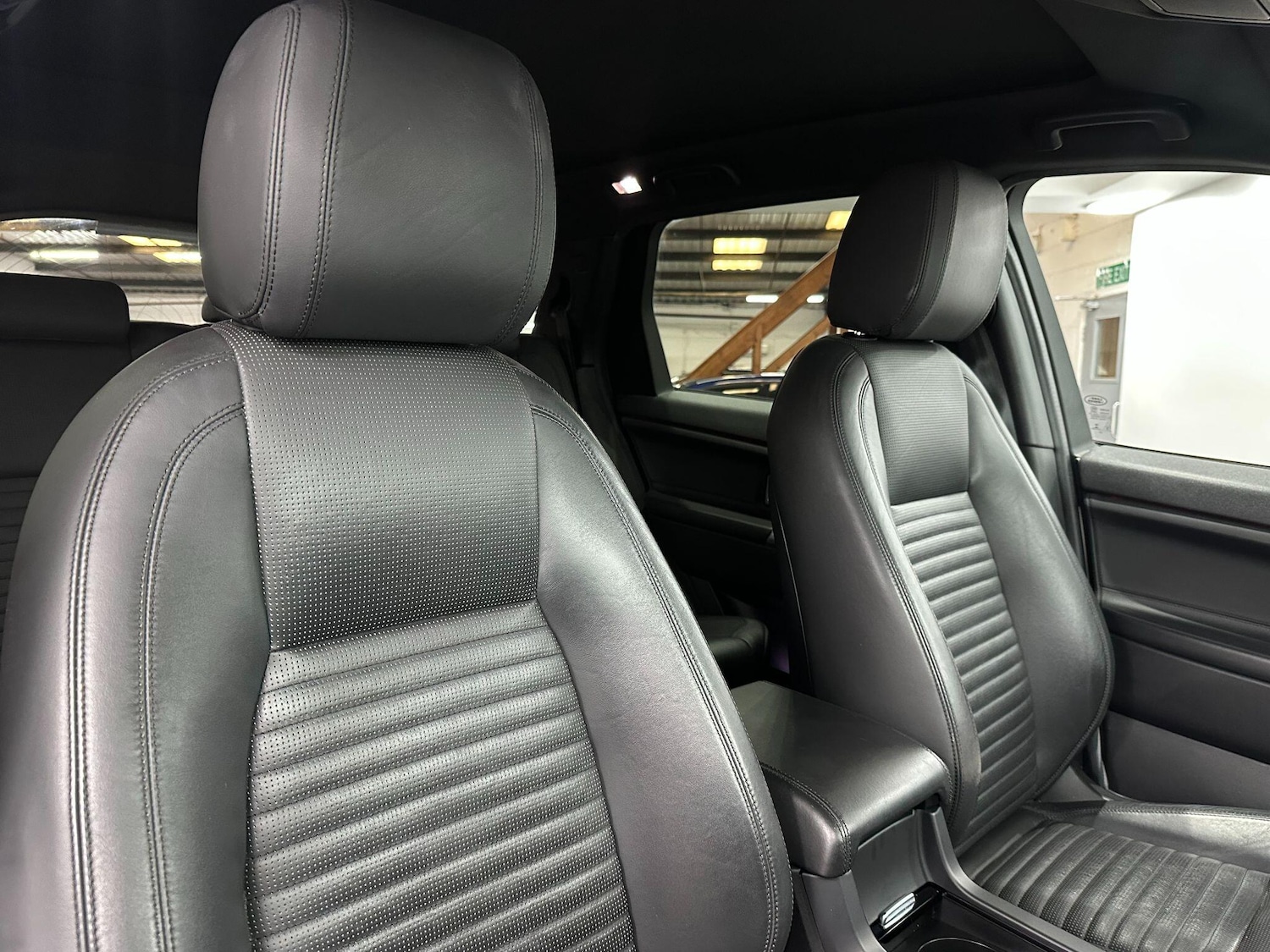 Used Land Rover Discovery Sport 2016 for sale - 76527877: Photo 35