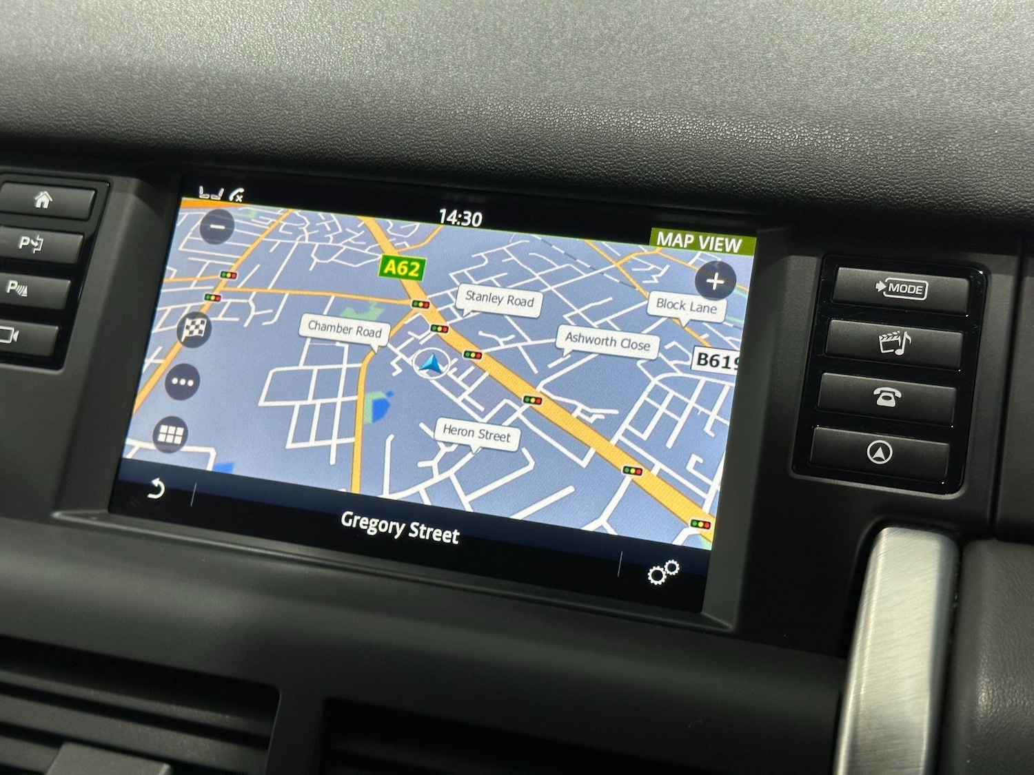 Used Land Rover Discovery Sport 2016 for sale - 76527877: Photo 46