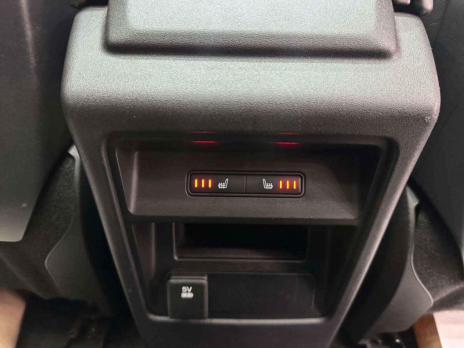 Used Land Rover Discovery Sport 2016 for sale - 76527877: Photo 61