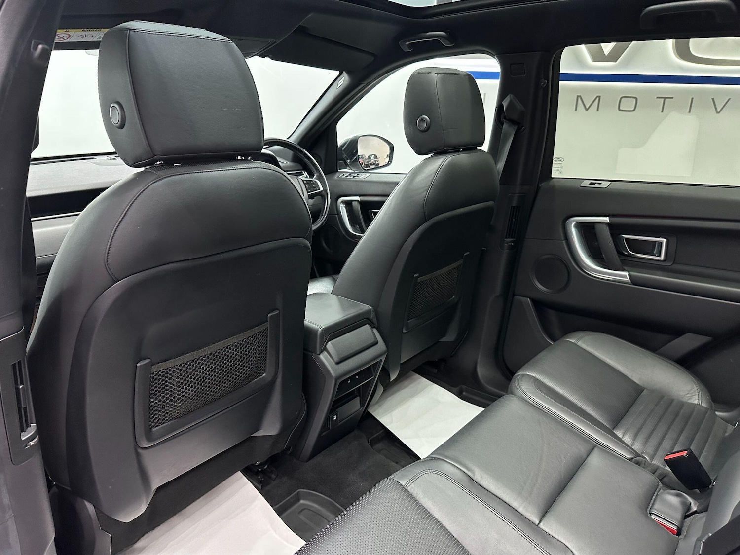 Used Land Rover Discovery Sport 2016 for sale - 76527877: Photo 64