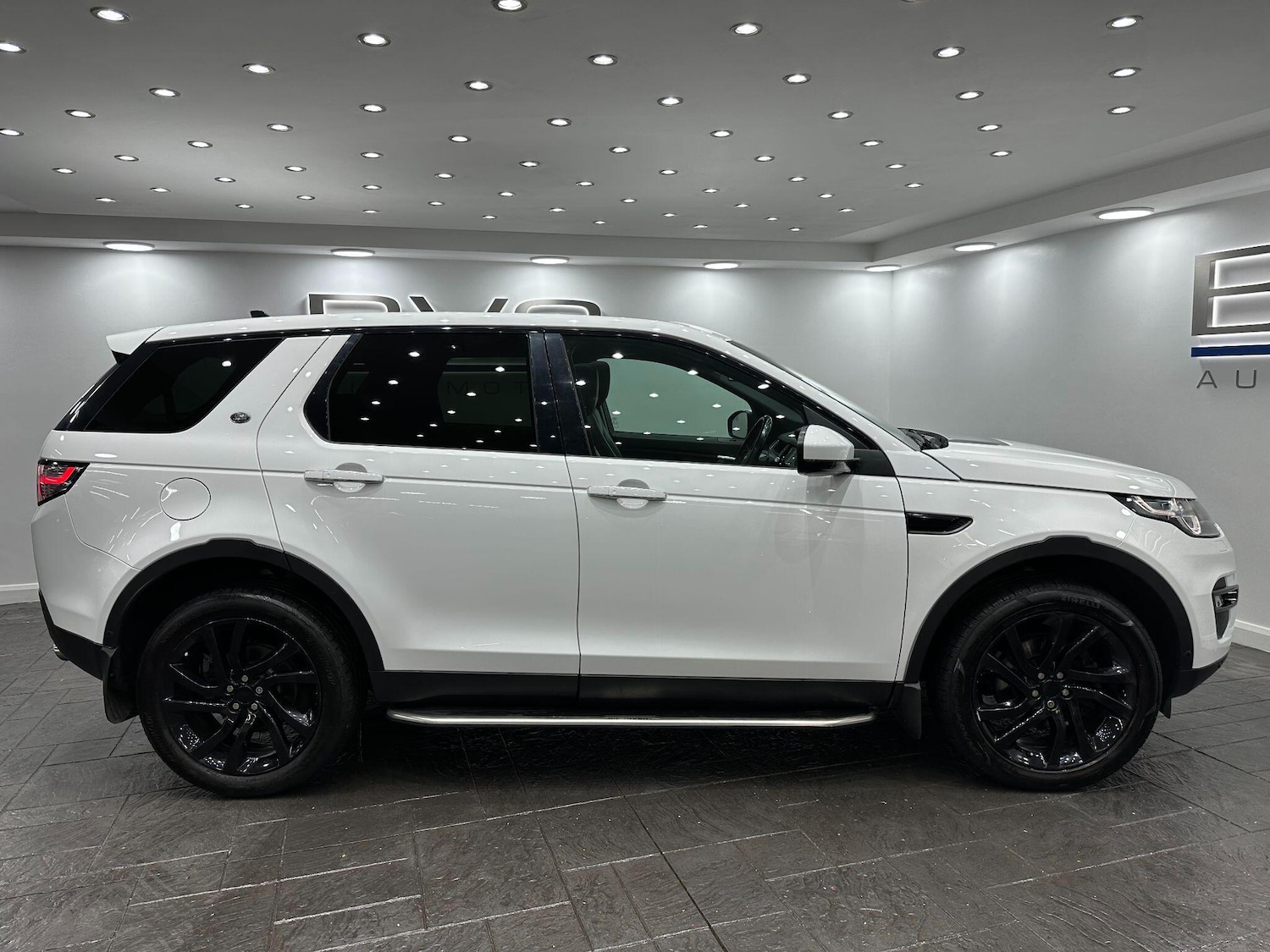 Used Land Rover Discovery Sport 2016 for sale - 76527877: Photo 7