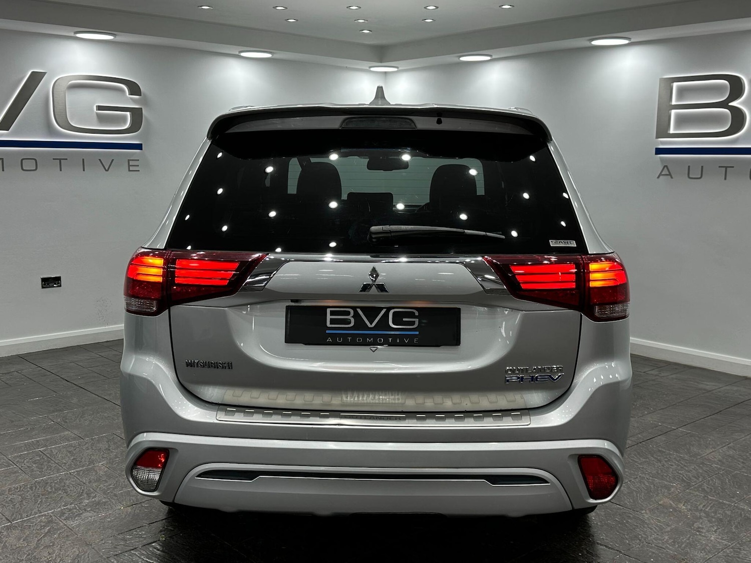 Used Mitsubishi Outlander 2018 for sale - 76619624: Photo 11