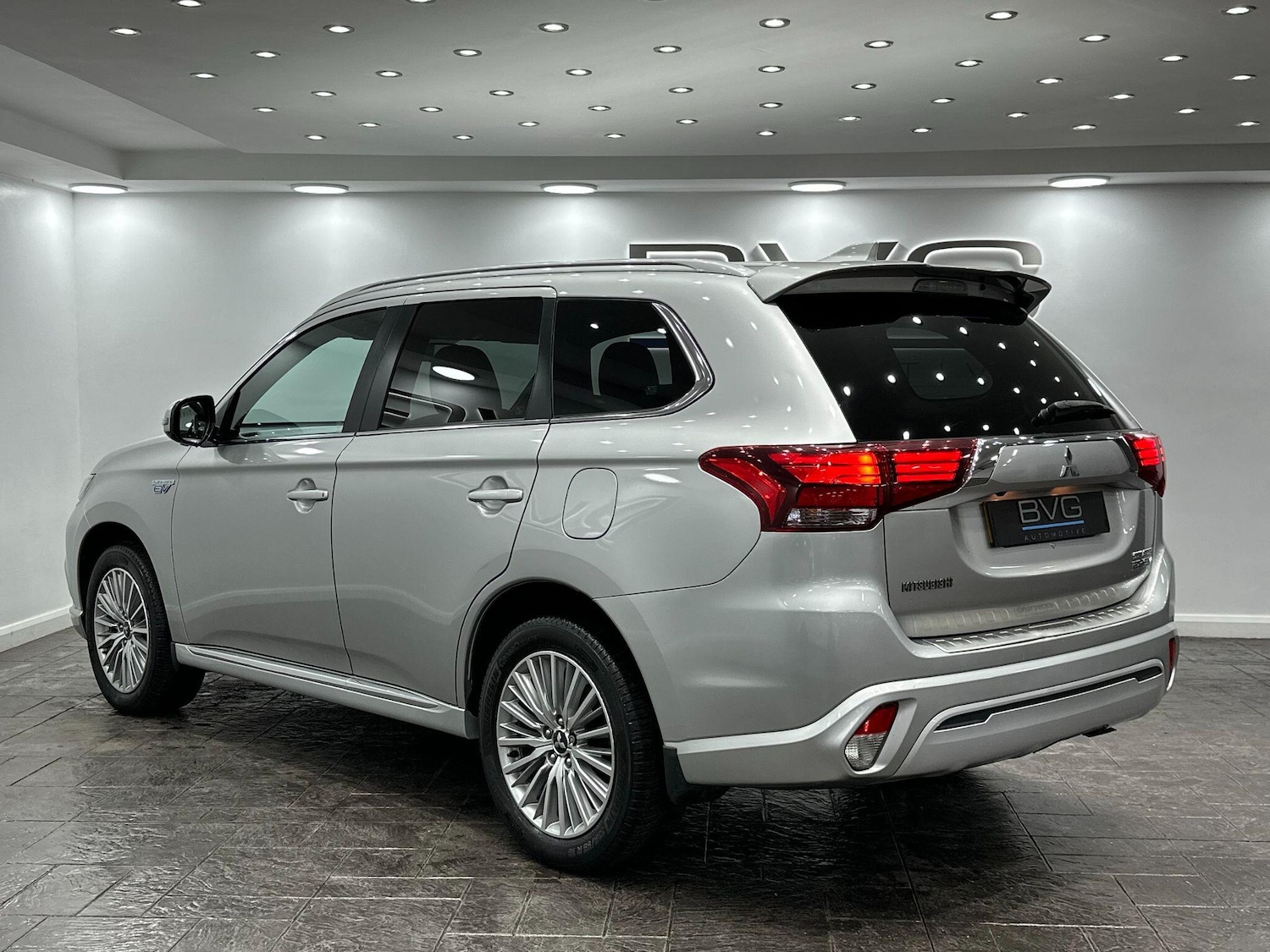 Used Mitsubishi Outlander 2018 for sale - 76619624: Photo 12