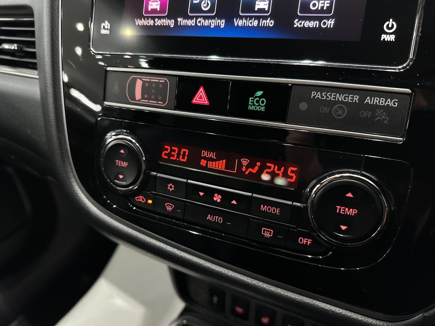 Used Mitsubishi Outlander 2018 for sale - 76619624: Photo 38