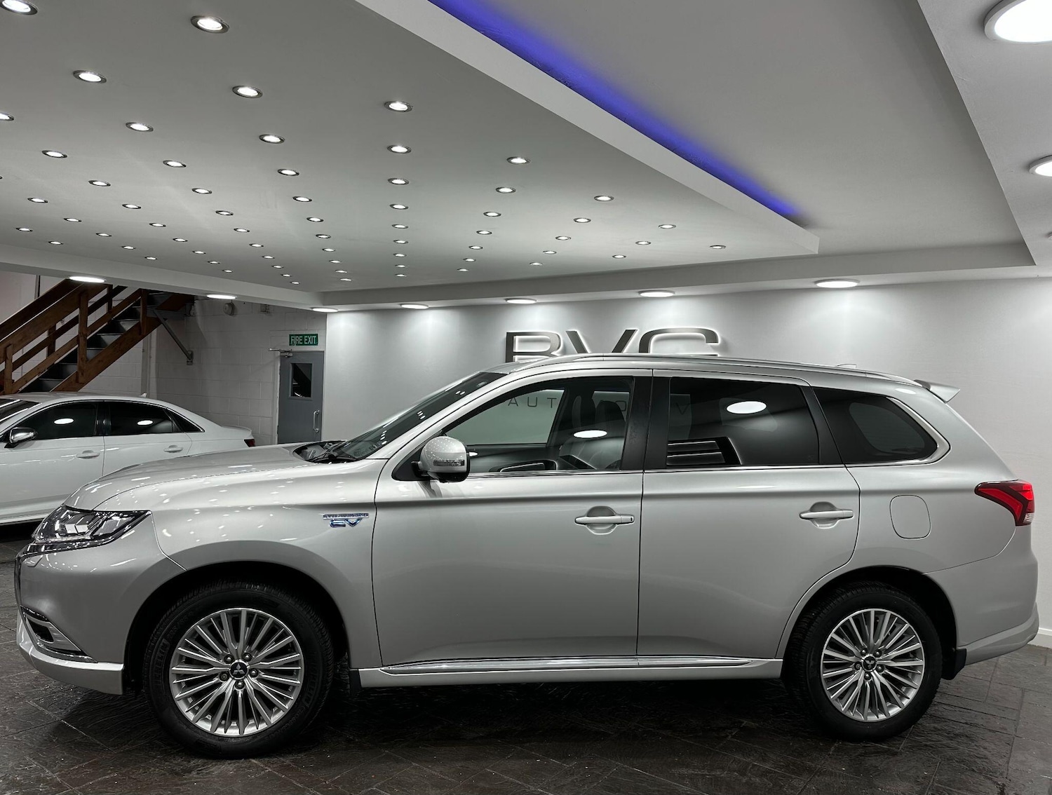 Used Mitsubishi Outlander 2018 for sale - 76619624: Photo 9