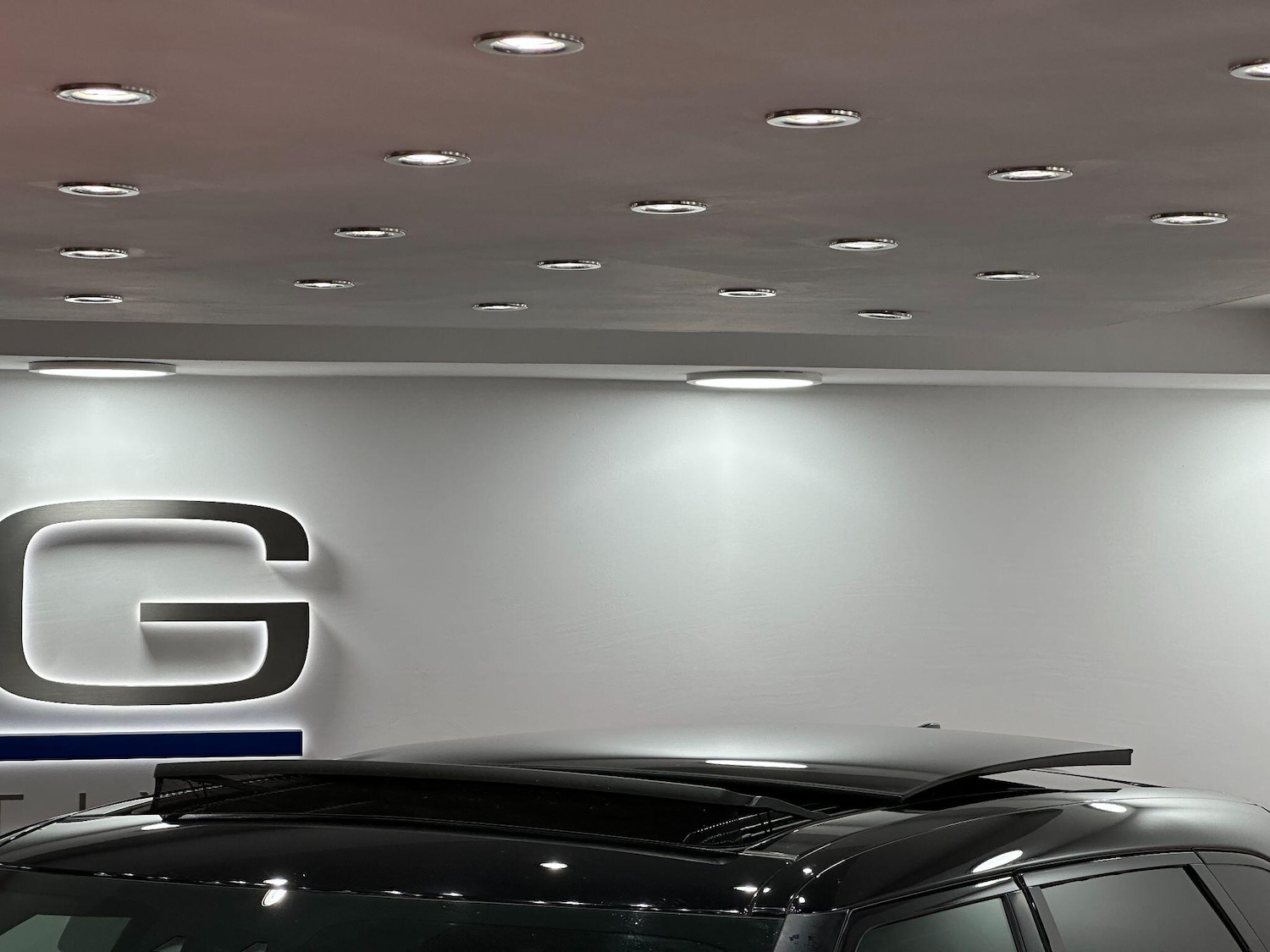 Used Land Rover Range Rover Velar for sale - 76440511: Photo 17