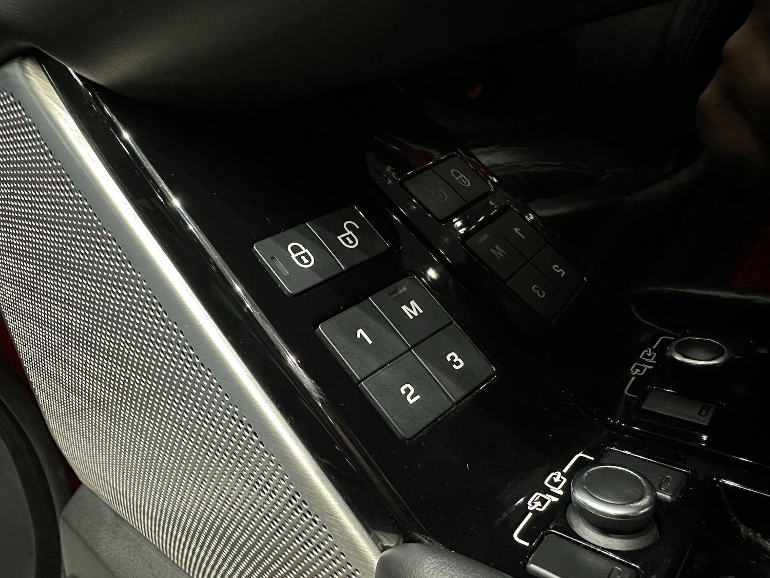 Used Land Rover Range Rover Velar for sale - 76440511: Photo 29