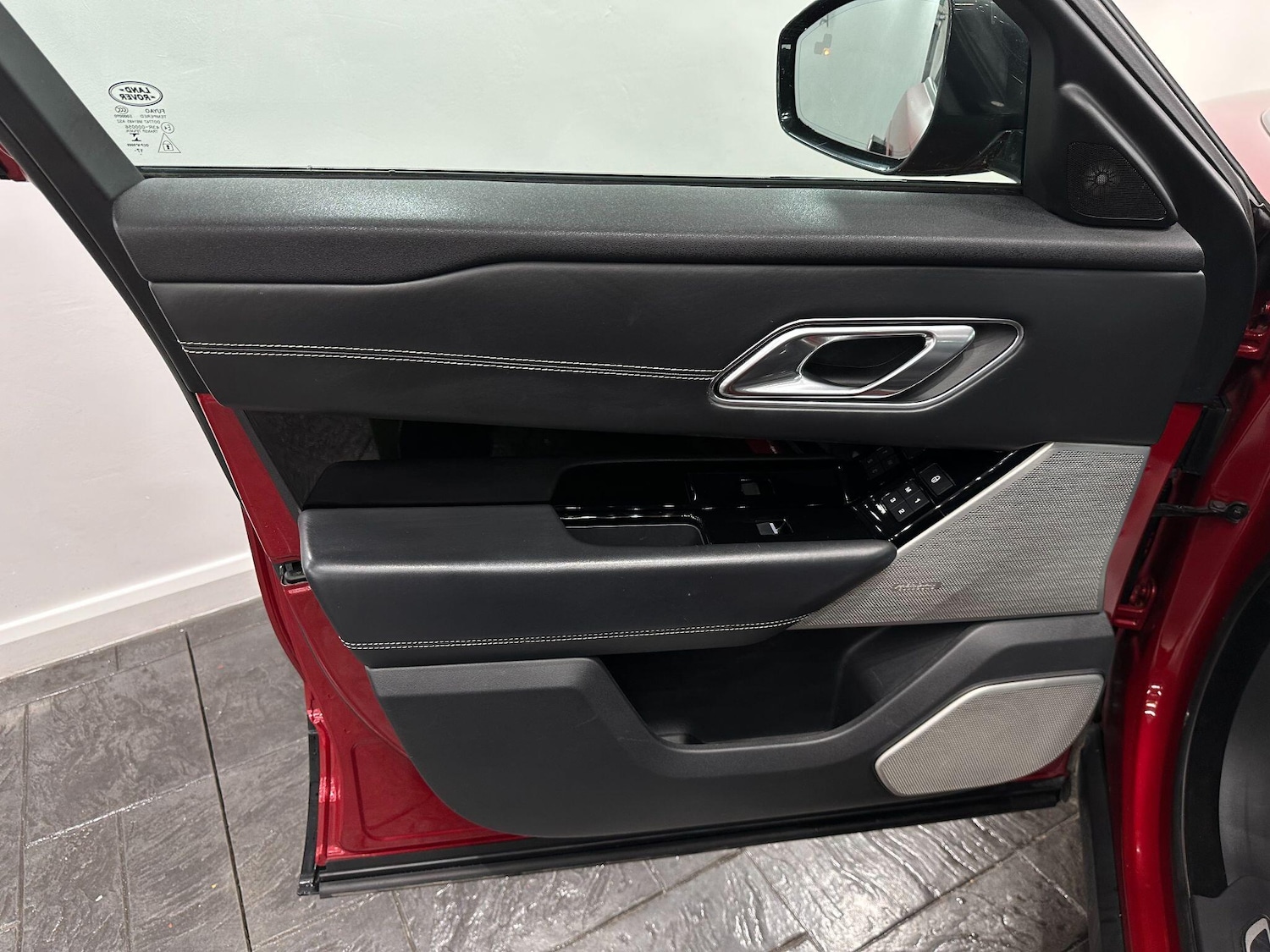 Used Land Rover Range Rover Velar for sale - 76440511: Photo 72