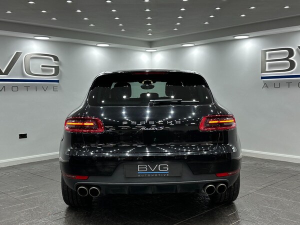 Used Porsche Macan 2016 for sale - 76247338: Photo 11