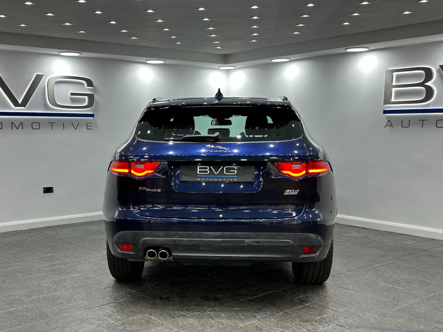 Used Jaguar F-Pace 2016 for sale - 76000826: Photo 11