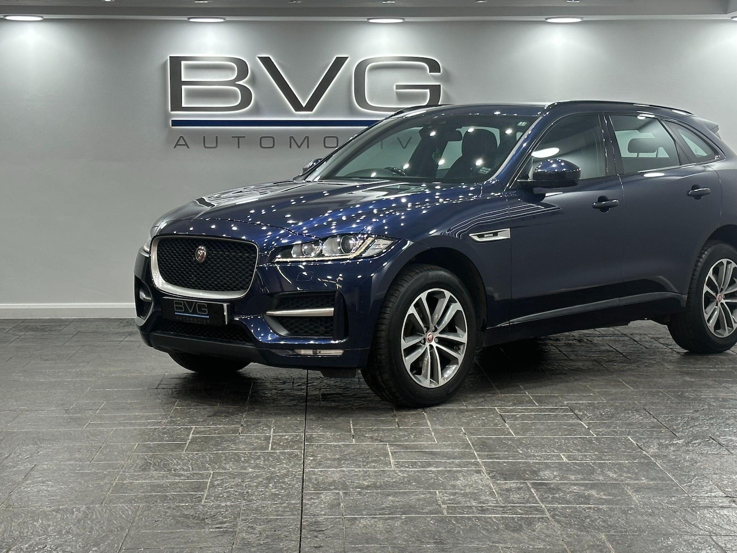 Used Jaguar F-Pace 2016 for sale - 76000826: Photo 14