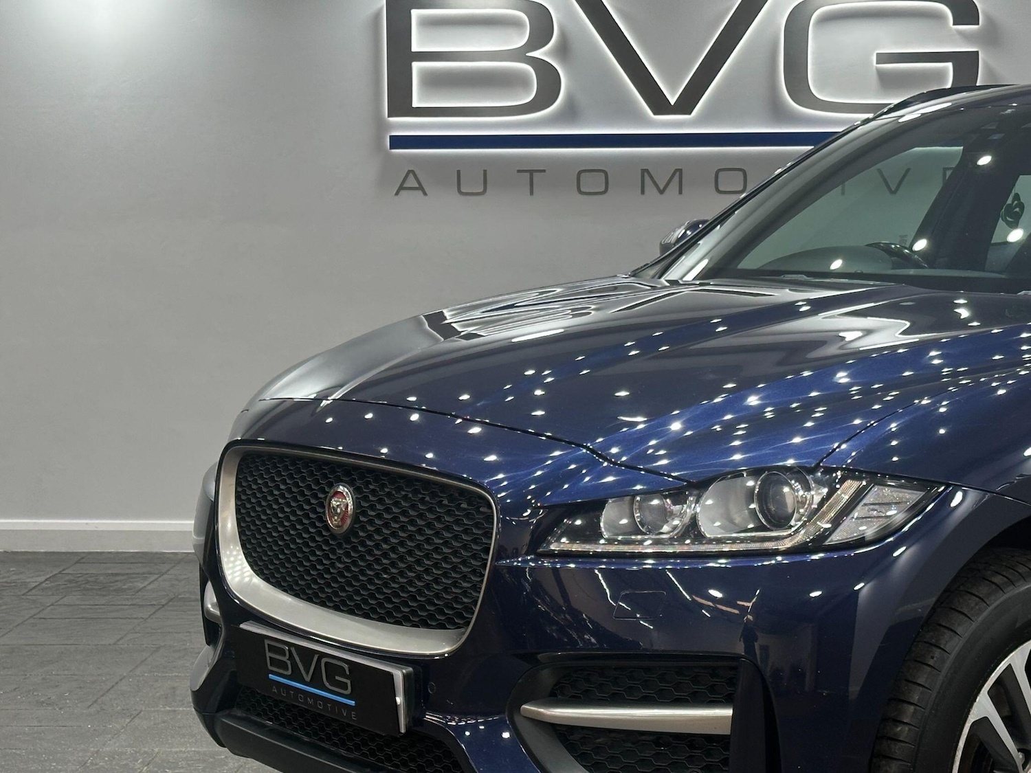Used Jaguar F-Pace 2016 for sale - 76000826: Photo 15