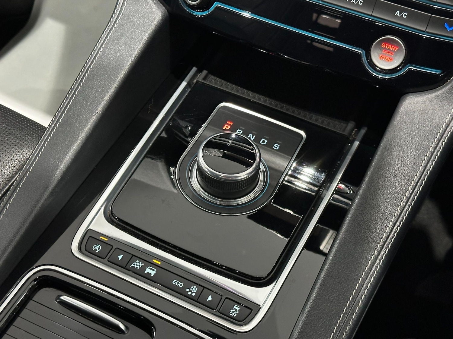 Used Jaguar F-Pace 2016 for sale - 76000826: Photo 47