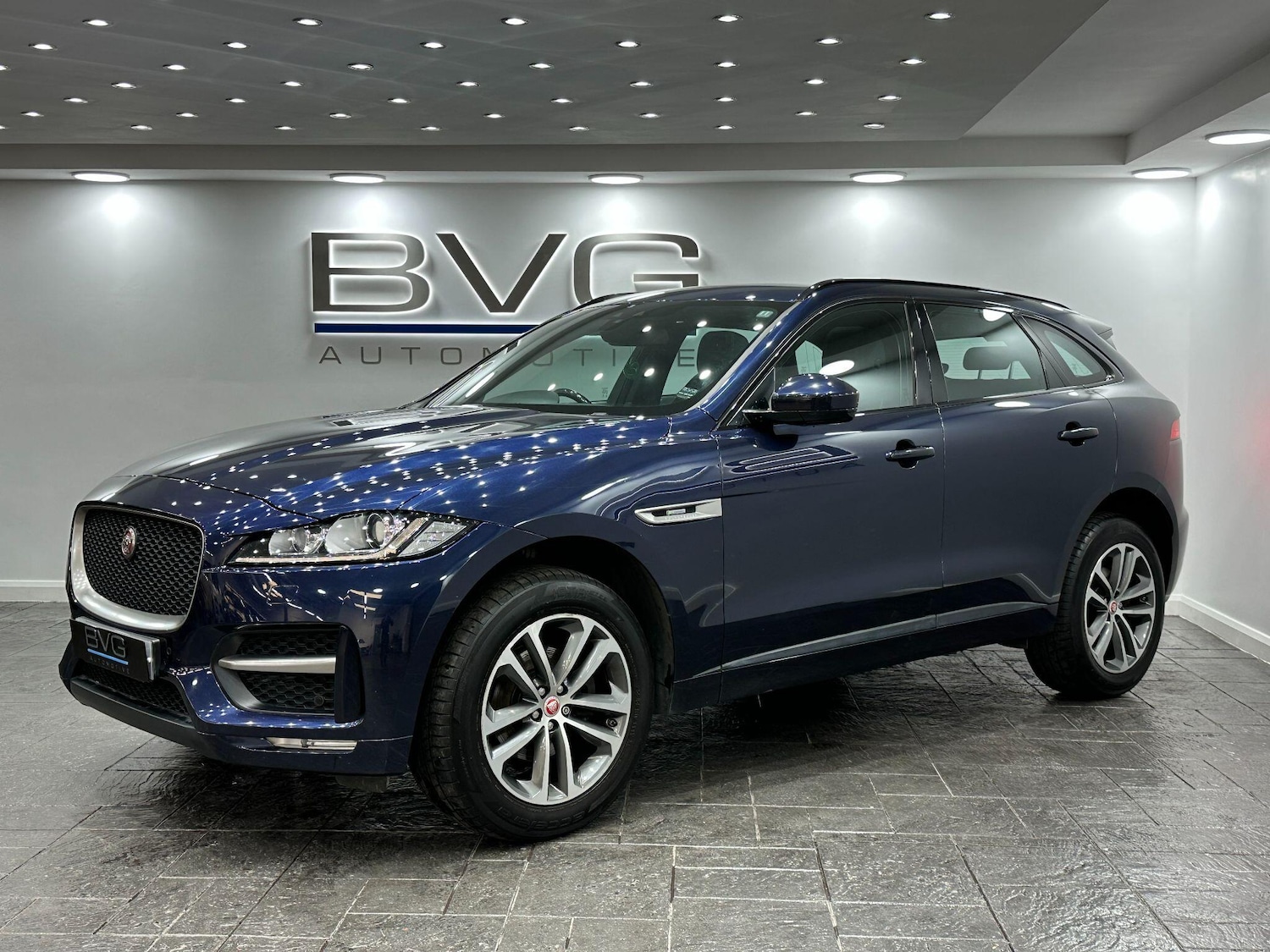 Used Jaguar F-Pace 2016 for sale - 76000826: Photo 6