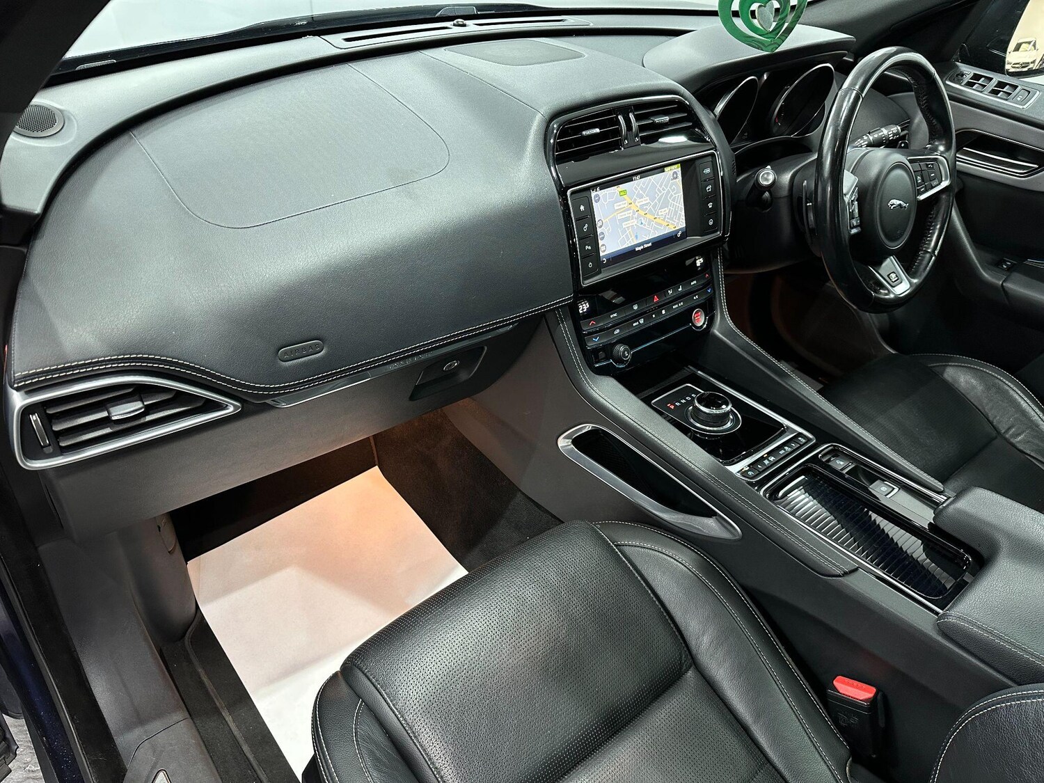 Used Jaguar F-Pace 2016 for sale - 76000826: Photo 66