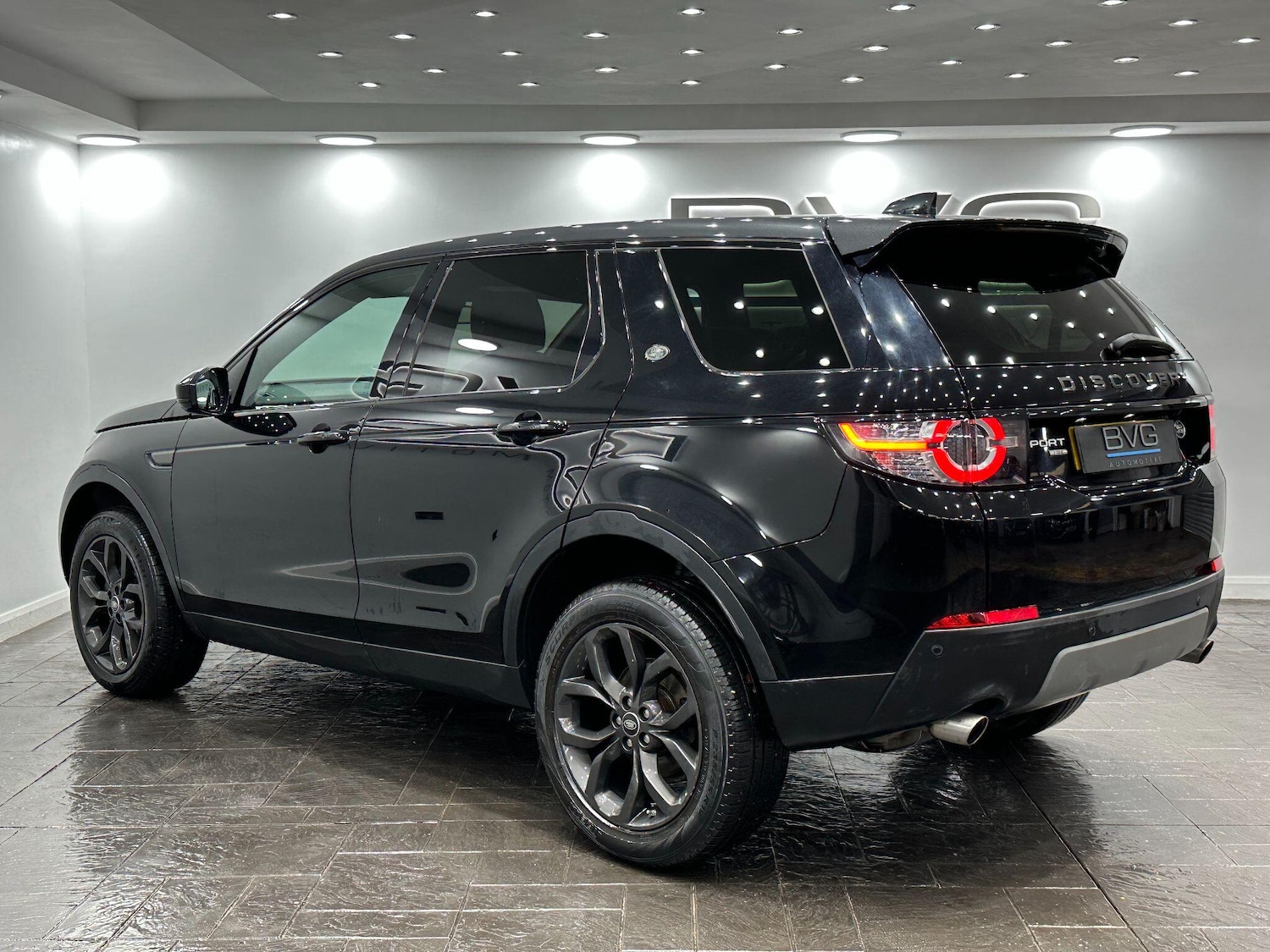 Used Land Rover Discovery Sport 2019 for sale - 76936730: Photo 10