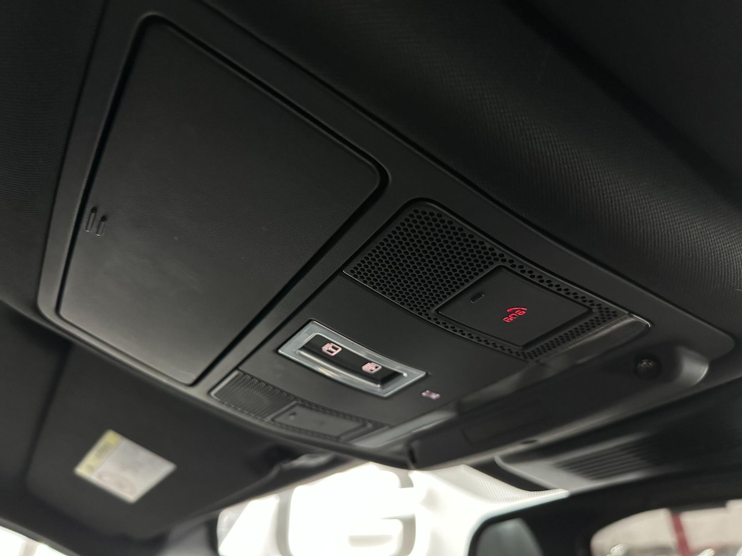 Used Land Rover Discovery Sport 2019 for sale - 76936730: Photo 32