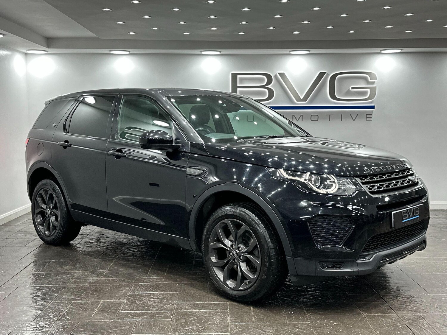 Used Land Rover Discovery Sport 2019 for sale - 76936730: Photo 4