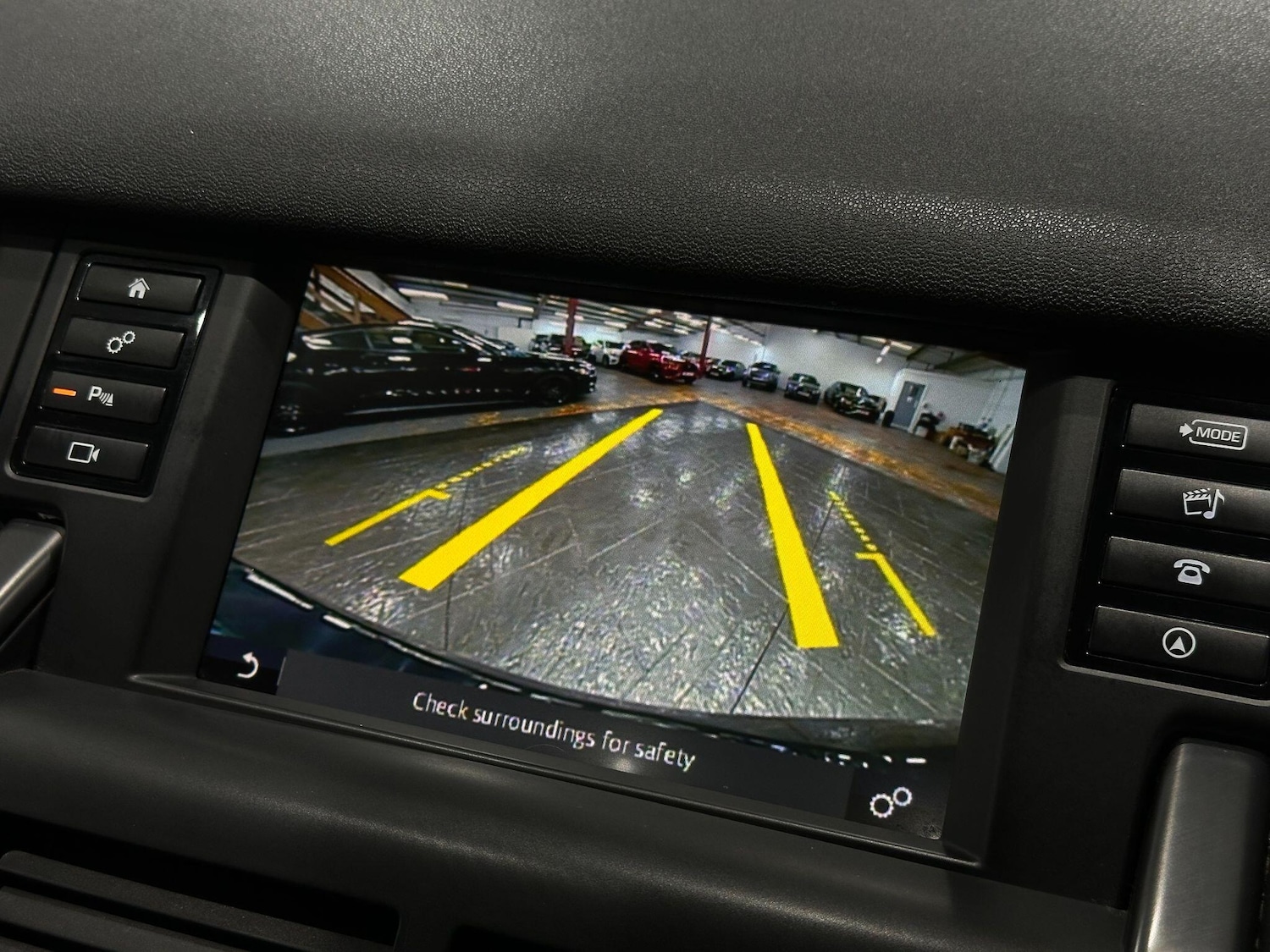 Used Land Rover Discovery Sport 2019 for sale - 76936730: Photo 42