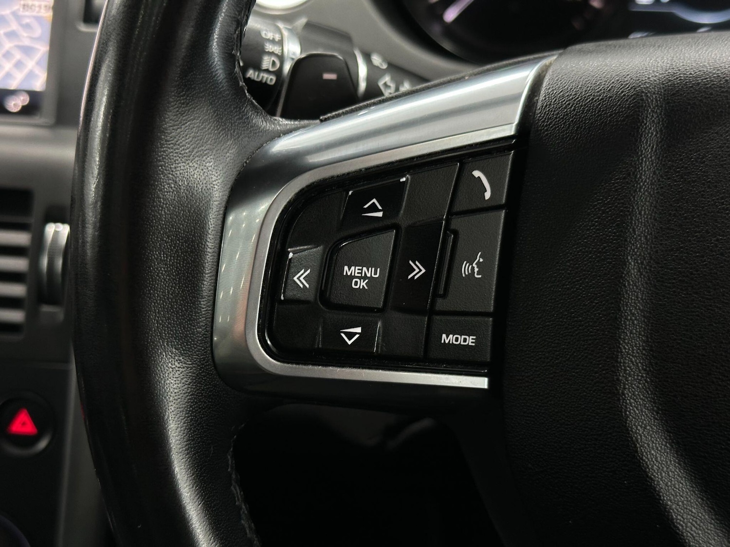 Used Land Rover Discovery Sport 2019 for sale - 76936730: Photo 50