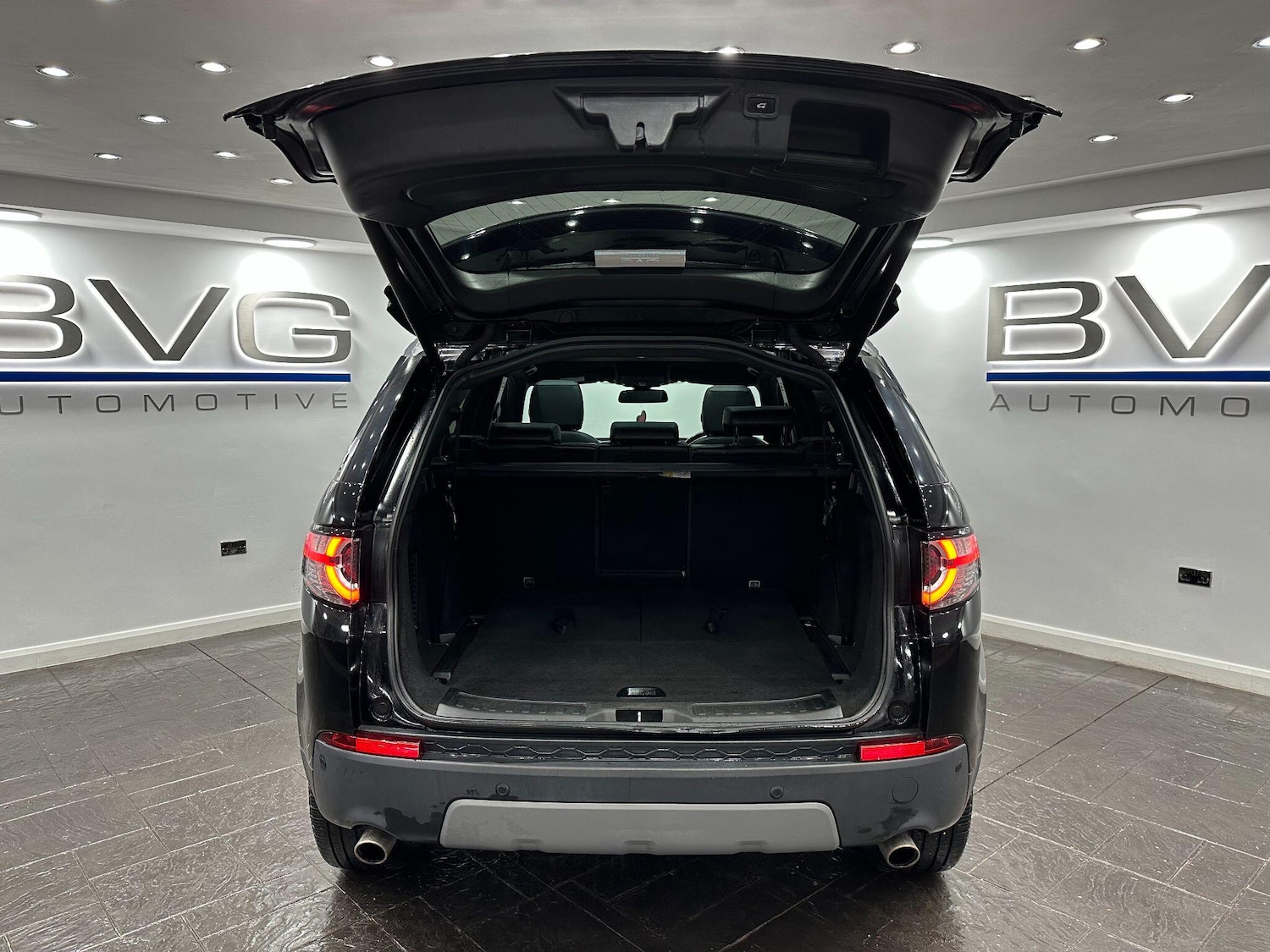 Used Land Rover Discovery Sport 2019 for sale - 76936730: Photo 65